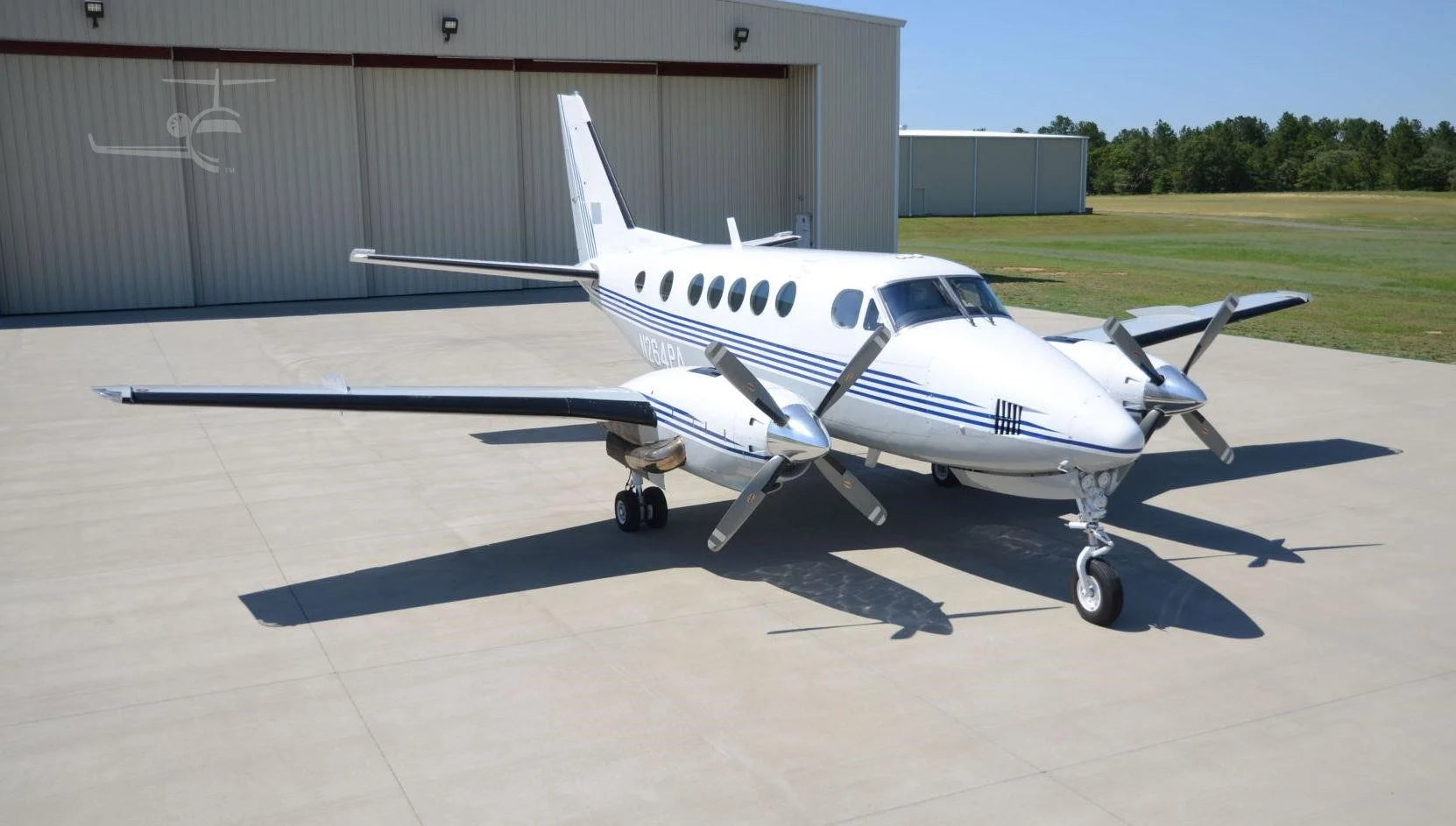 Beechcraft King Air B100